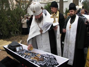В Евпатории перезахоронены останки схимонахини Евгении 