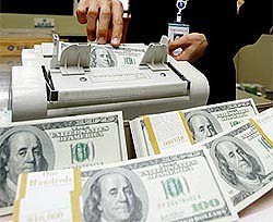 Эксперт: Доллар упадет до 7,95 гривен 