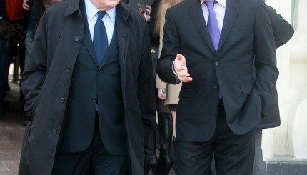 Бывший директор МВФ Доминик Стросс-Кан прогулялся по Киеву с Пинчуком