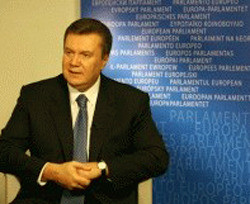 Стало известно, зачем Янукович отправился в Брюссель 
