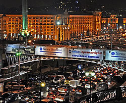 По длине и количеству дорожных пробок Киев приблизился к Москве   