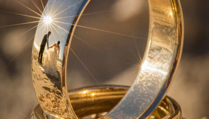 Свадебные фотографии с необычного ракурса: как фотограф самоучка добился успеха