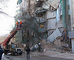 Прокуратура возбудила уголовное дело о рухнувшем доме в Харькове 