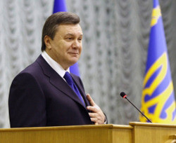 Президент Виктор Янукович пообещал новому губернатору Донецка возобновить свободные экономические зоны и территории приоритетного развития 