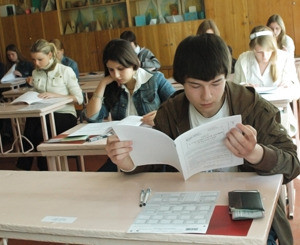 Дончане лидируют по регистрации на ВНТ-2010 / Каждый 12-ый абитуриент в Украине будет из Донецка  