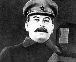 В День Победы Москва откажется от изображений Сталина 