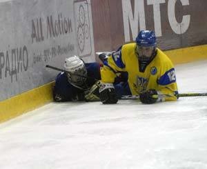 Украинские хоккеисты провалили домашний чемпионат мира 
