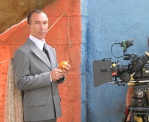 Редактор крымской «Комсомолки» претендует на звание заслуженного артиста 