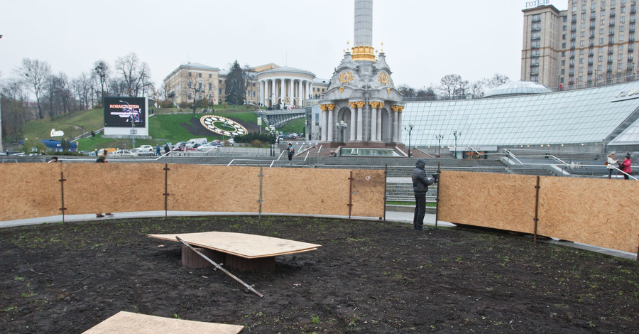На Крещатике открылась новогодняя ярмарка