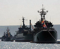 Янукович готов оставить в Крыму российский флот 
