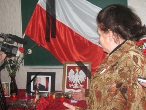 Крымчане скорбят о разбившихся поляках 