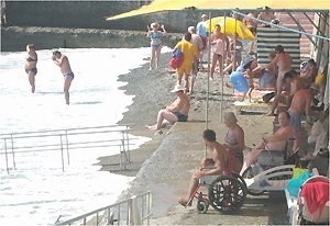 Алуштинские пляжи обещают сделать бесплатными 