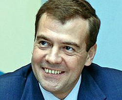 Медведев намерен и дальше укреплять отношения с Украиной 