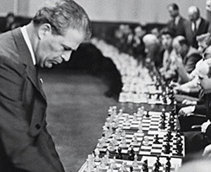 Умер старейший шахматный гроссмейстер 