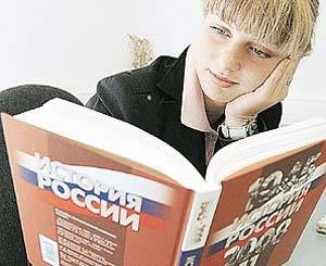 В России хотят переписать «сфальсифицированные» украинские учебники 