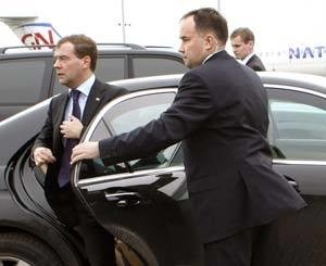 Вопрос дня: Чего вы ждете от визита президента РФ Дмитрия Медведева? 