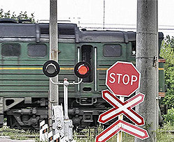 Поезд протаранил «Жигули» и убил троих людей 