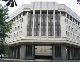 В АРК обязали кандидатов на пост Президента предъявлять справку от психиатра 