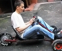 Дворников оснастят электромобилями  