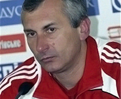 В новый сезон «Металлург» поведет Олег Лутков  