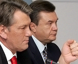 У Януковича и Ющенко в первые 100 дней президентства рейтинги одинаковые