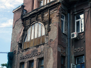 В центре Харькова обрушилось жилое здание