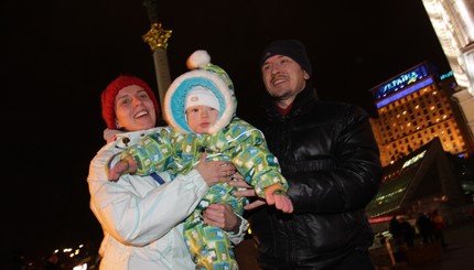 На #Евромайдан приходят родители с маленькими детьми