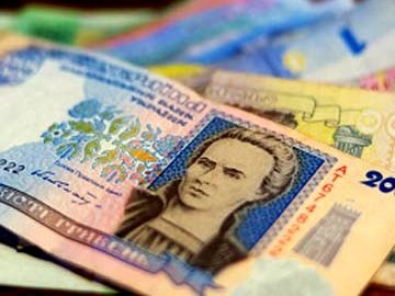 Зарплата украинцев выросла на 94 гривны