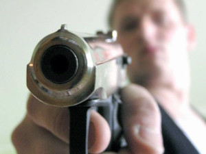 Киевский судья устроил дебош в кафе, расстрелял парня и чуть не изнасиловал девушку