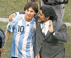 Прогнозы специалистов на ЧМ-2010: «В решающем матче сыграют Аргентина и Бразилия!»