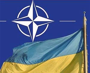 Хиллари Клинтон: Двери НАТО для Украины открыты