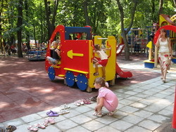 В городе появится еще 250 детских площадок