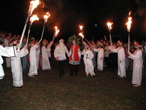 Ивана Купалу отметим плясками и плетением венков