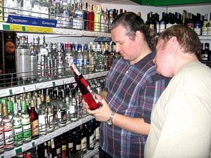 Алкоголь и колбаса не имеют срока годности?