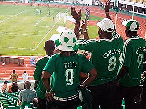 Фанаты сборной Нигерии спасли команду с помощью Facebook
