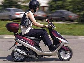 Водители скутеров не хотят получать права