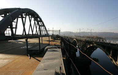 Киев получил деньги на строительство Дарницкого моста