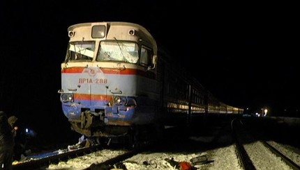Под Сумами столкнулись поезд и маршрутка, погибли 13 человек