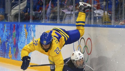 Матч США - Швеция по хоккею среди женщин