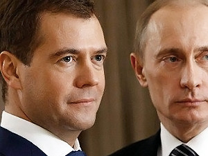 Путин популярнее Медведева