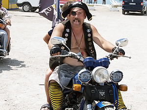 Крымские ГАИ-шники не заметили 2 тысячи байкеров