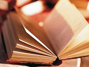 В Запорожье с полок магазинов изымают «вредные» книги