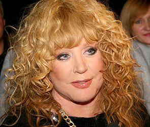 Пугачева заработала за год 4,5 миллиона долларов, а Басков на миллион меньше