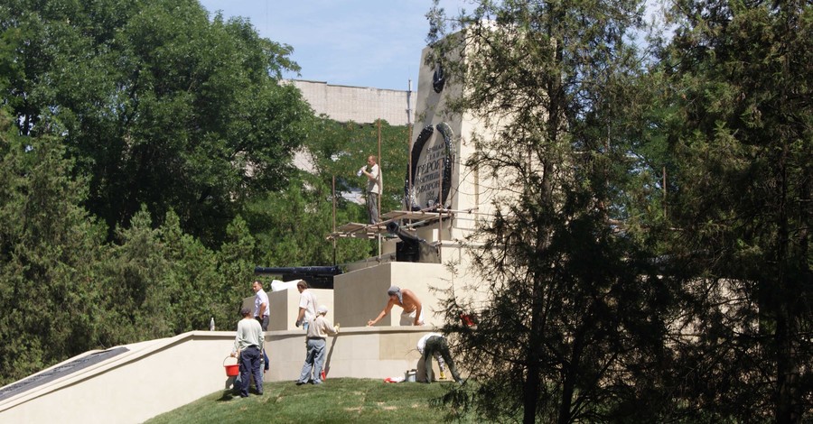 Патриарха Кирилла будут охранять 4 тысячи милиционеров