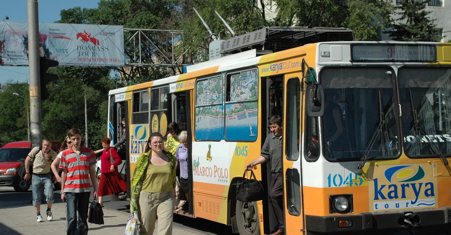 Муниципальный транспорт Донецк на половину обновят