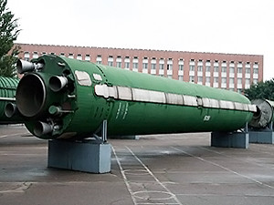 Патриарху подарили “Сатану”