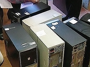 Компьютерщик заработал больше 100 тысяч на торговле секретами своих клиентов