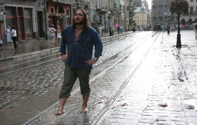 Синоптики обещают туманы, грозы и град