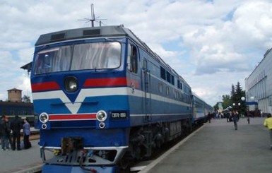 «Укрзалізниця» утверждает, что на Крым полно свободных мест
