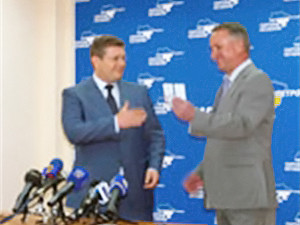 Иван Куличенко вступил в Партию регионов